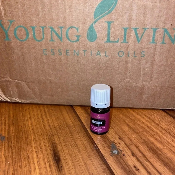 Young Living Gratitude Essential Oil 5 ml‎ - Picture 1 of 3